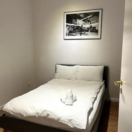 The Gallery Lux For 10 Apartment