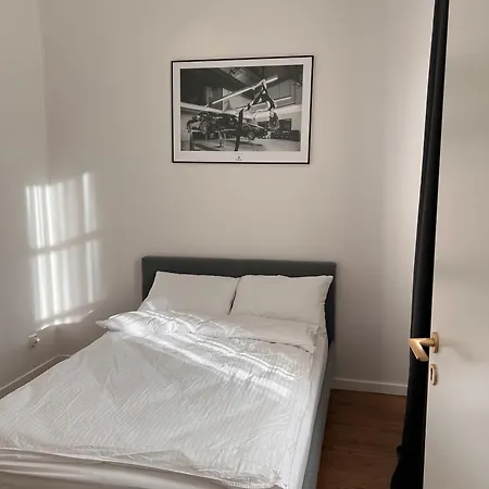 Apartamento Quiet Luxury At The Royal Route - 4 Bedrooms Varsóvia