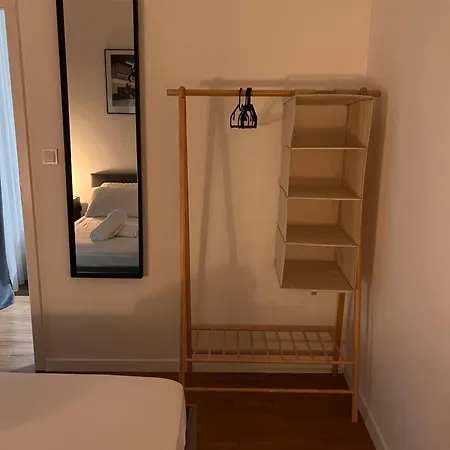 Apartament Quiet Luxury At The Royal Route - 4 Bedrooms Warszawa