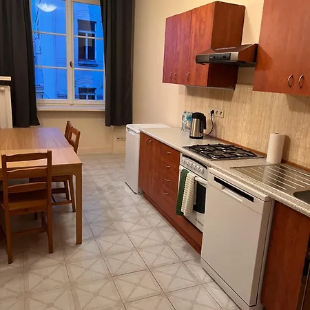 Quiet Luxury At The Royal Route - 4 Bedrooms Daire *